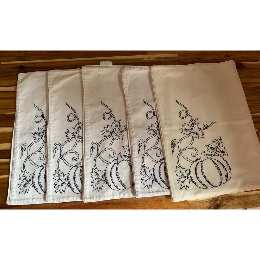 Set of 5 Embroidered Pumpkin Placemats White Black Cotton Vintage Fall Retro